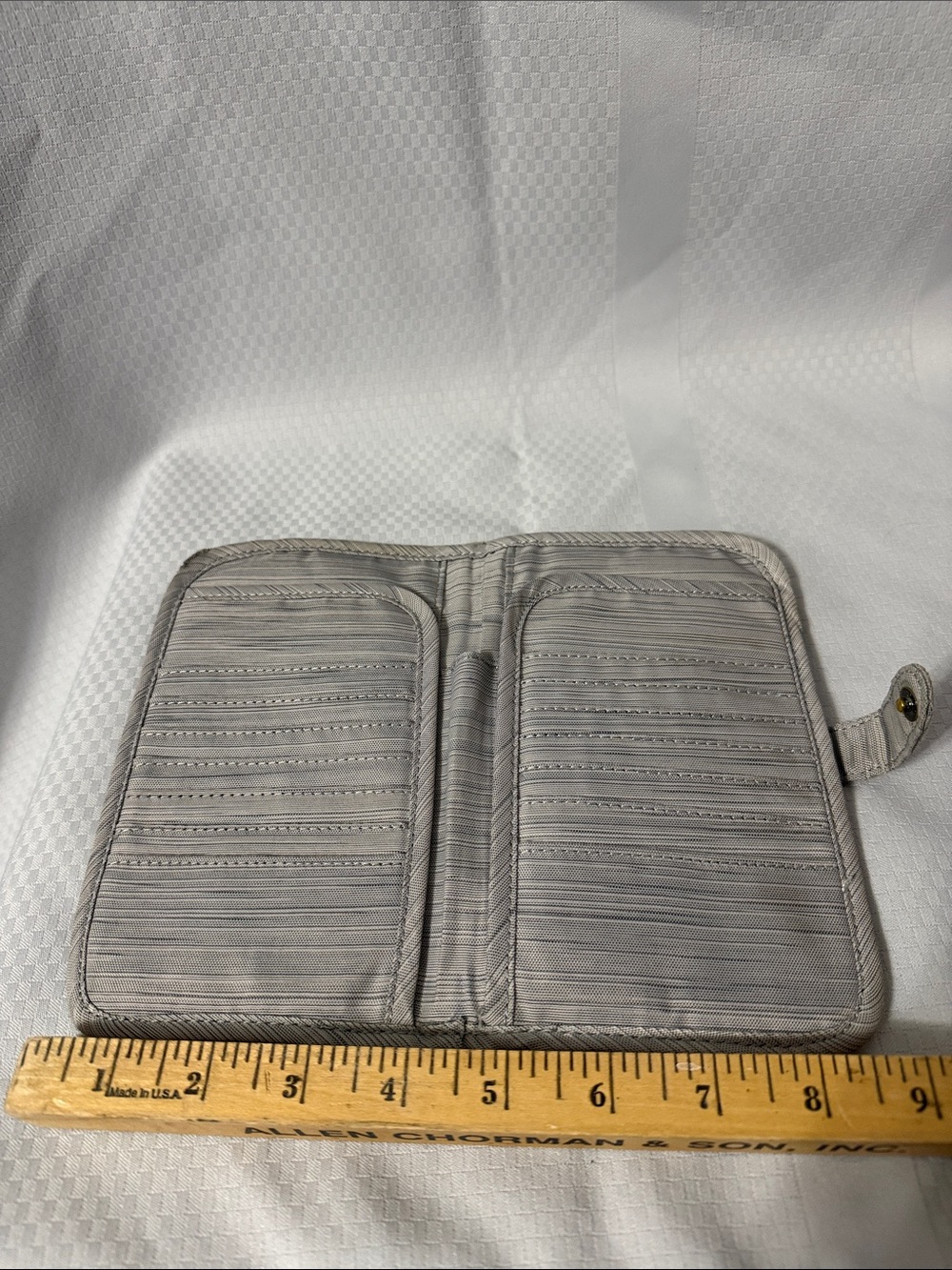 Live Laugh Love Lug Women’s wallet gently used see wear in photographs - Picture 2 of 8
